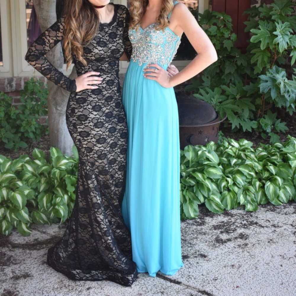 Blue prom dress!!